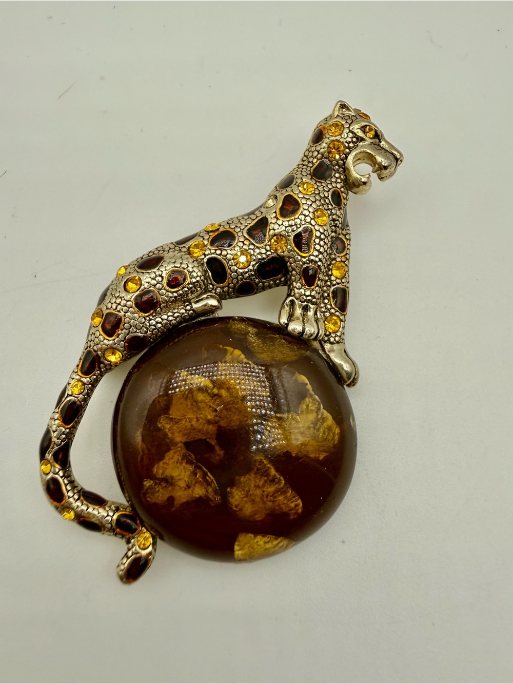 Vintage Leopard Panther Brooch Brown Confetti Lucite Cabochon